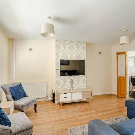 Off Road Parking, Smart Tv In Each Room! Swansea Esterno foto