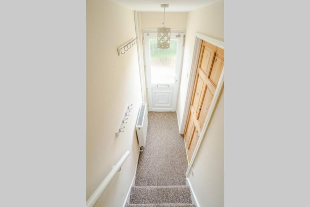 Off Road Parking, Smart Tv In Each Room! Swansea Esterno foto